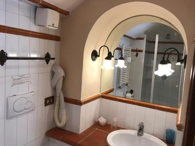 Hotel Okapi Рим Екстер'єр фото